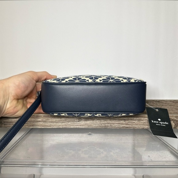 (NWT) Kate Spade Mini Camera Bag KF646 - Picture 3 of 6